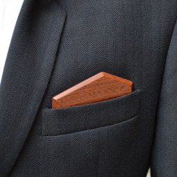 Dřevěný kapesníček Elegance - mahagon