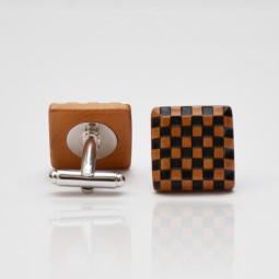 Dřevěné knoflíčky Elegance - hruška šach